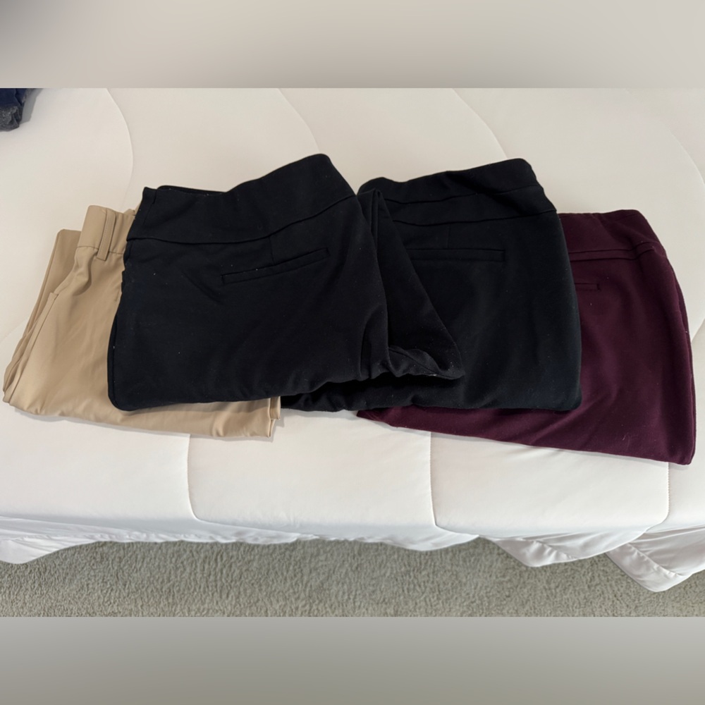 4 pairs of dress pants XXL